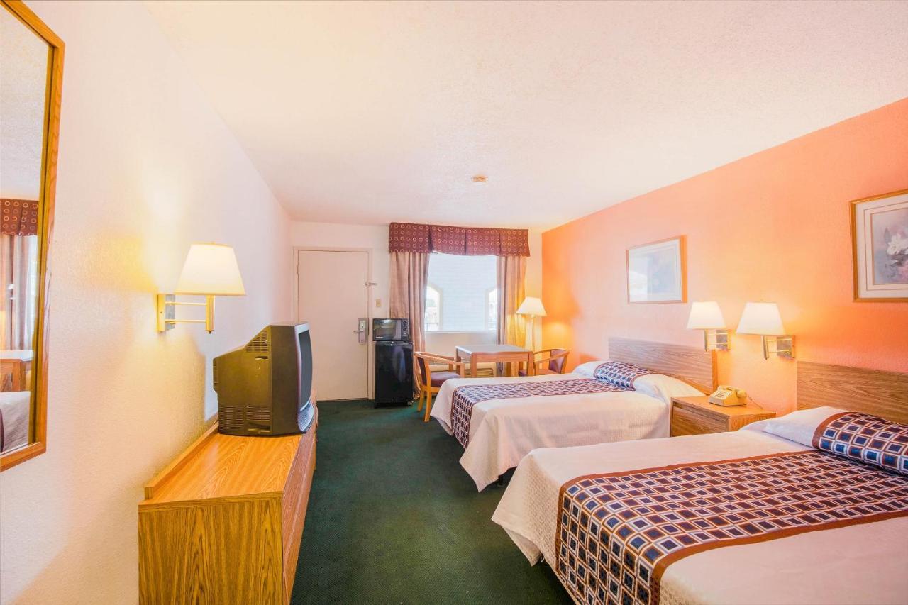 Hotel O Houston East Channelview I-10 Dış mekan fotoğraf